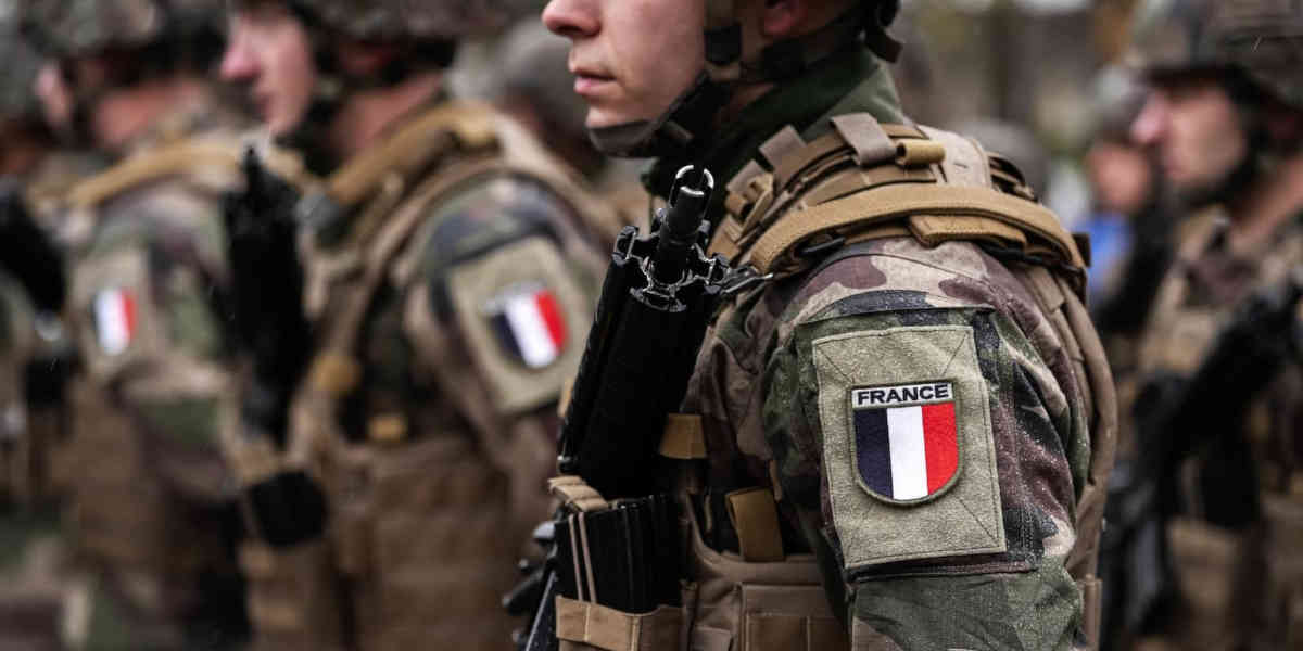 Des militaires et véhicules blindés dans 45 communes